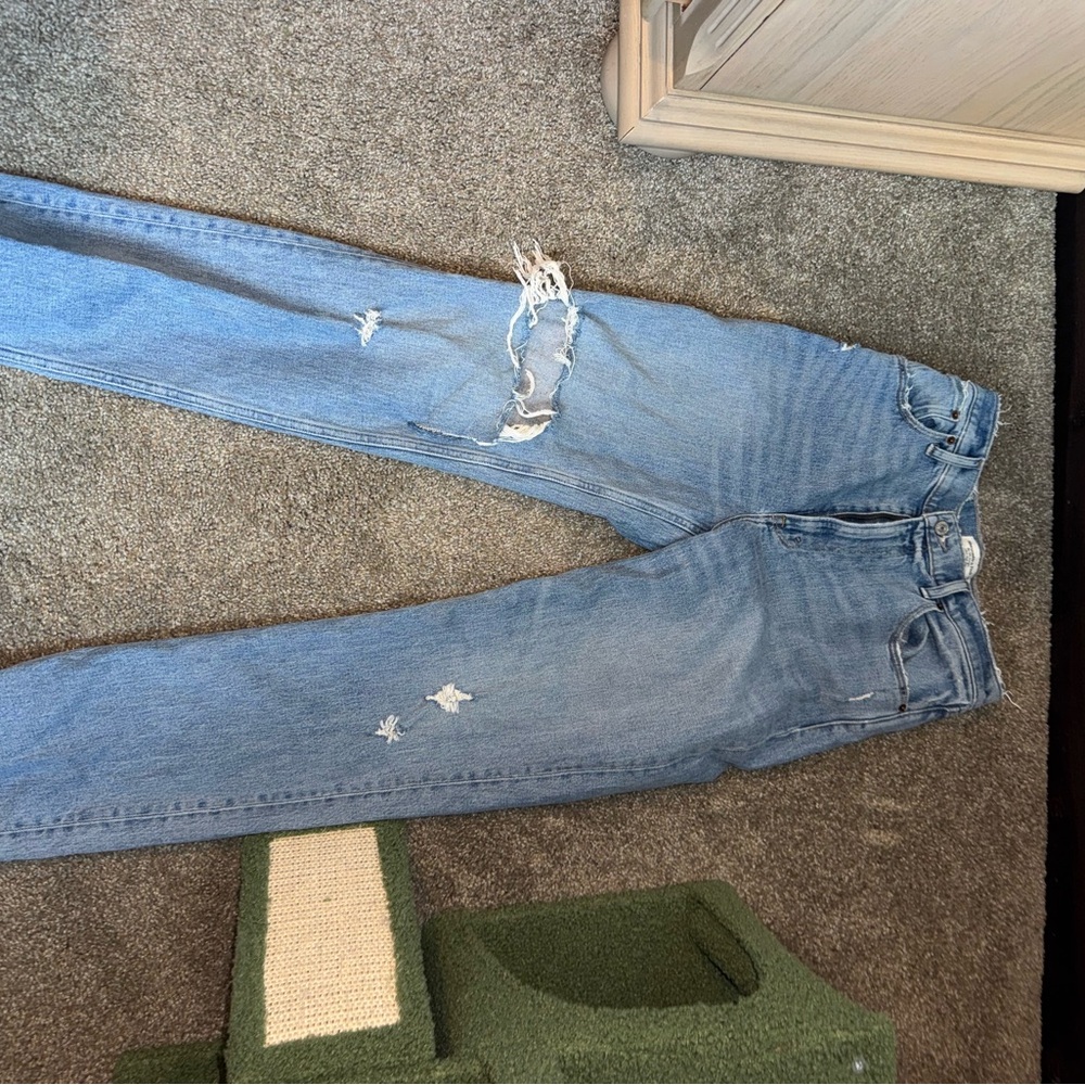 Abercrombie & Fitch Women's Light Blue Straight Jeans